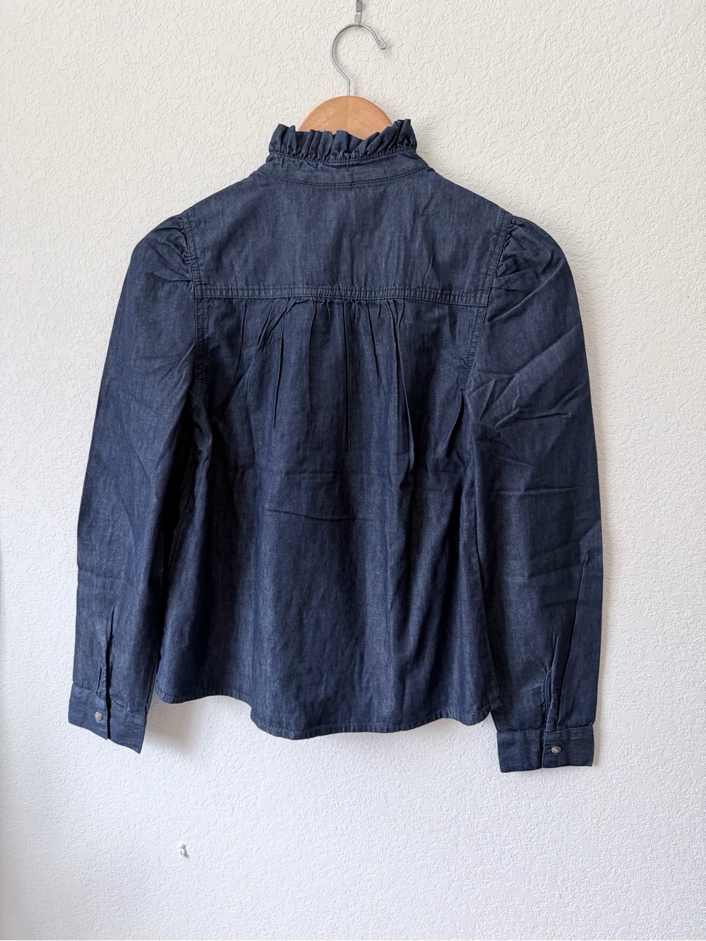 H&M Ruffle Collar Denim Blouse Size XS - Picture 7 of 10